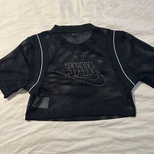 Women’s Nike Serena Design Crew Mesh Crop Top in Black/White Size Small